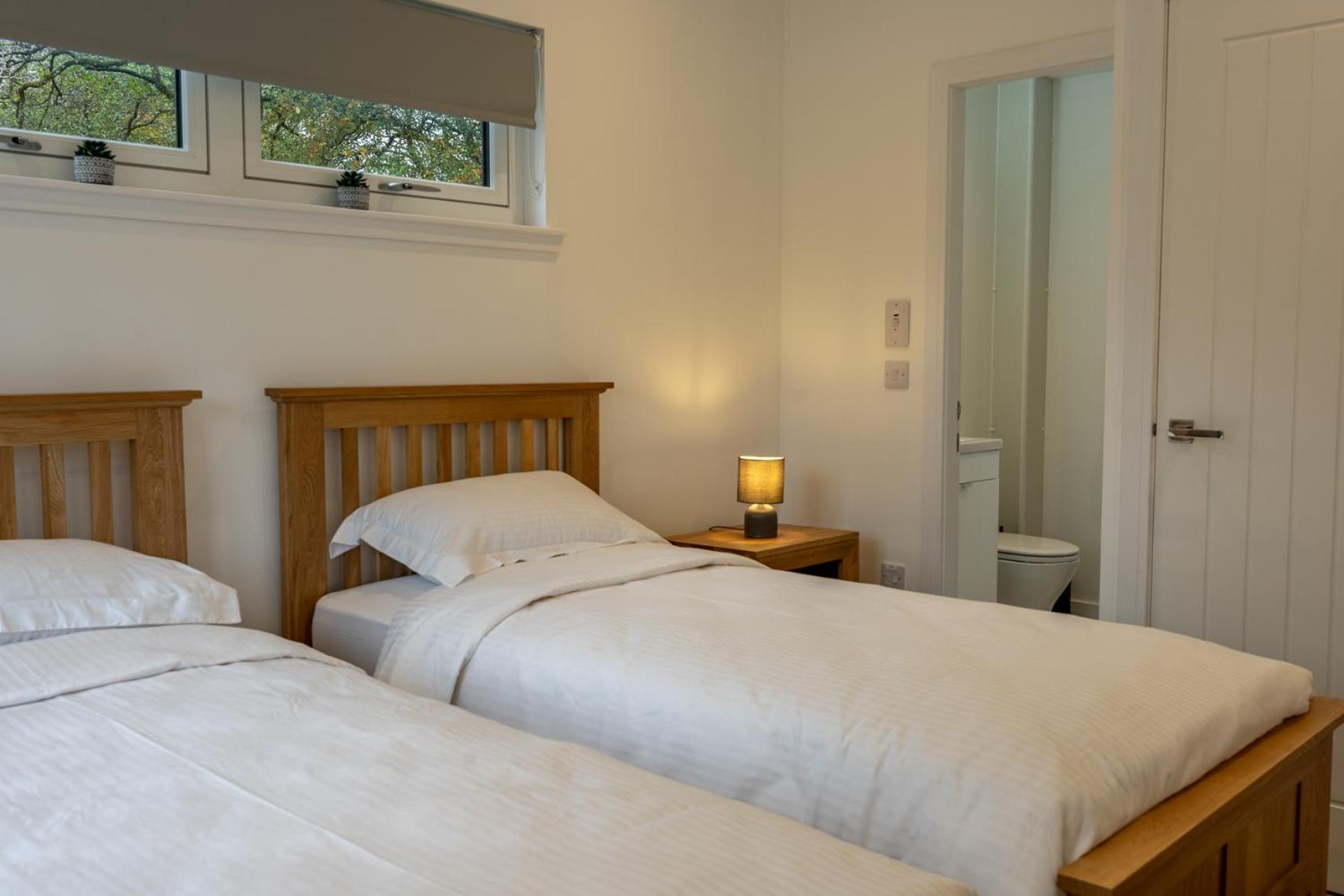 The Chalet At Wyvis Spean Bridge Extérieur photo